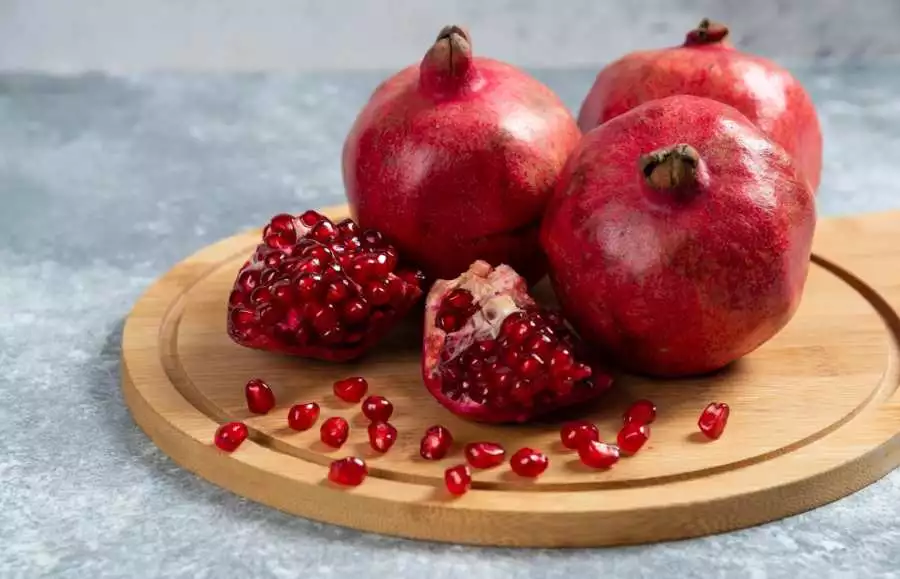 Fruits Good For Lungs 3 - Pomegranates