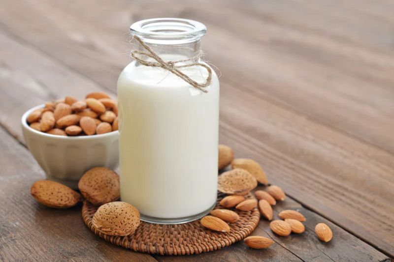 Almond Milk Protein Shake for Weight Loss